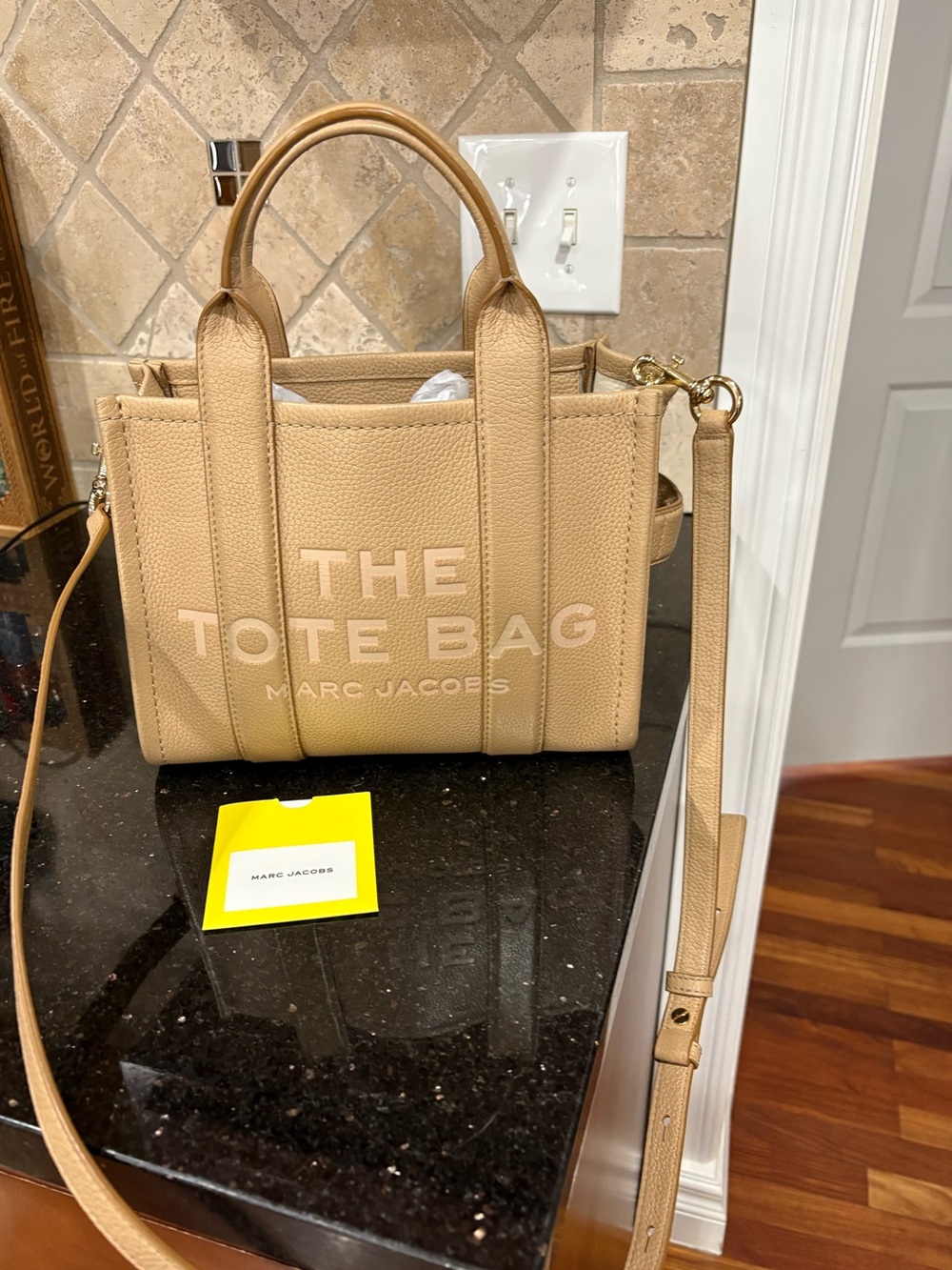 Marc Jacob’s The Tote Bag Small Tan